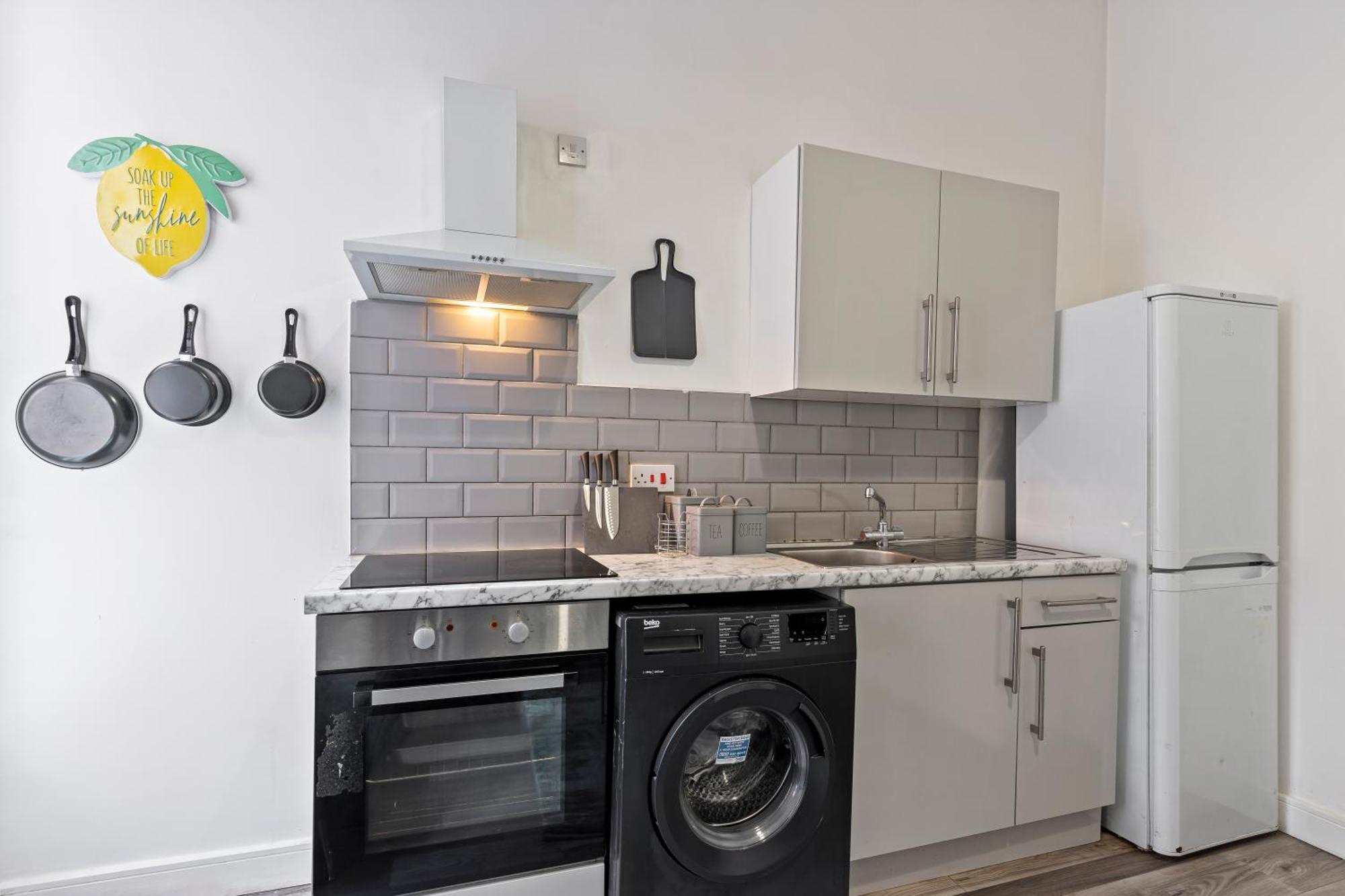 Free Parking-Contractors-Families-Comfortable *