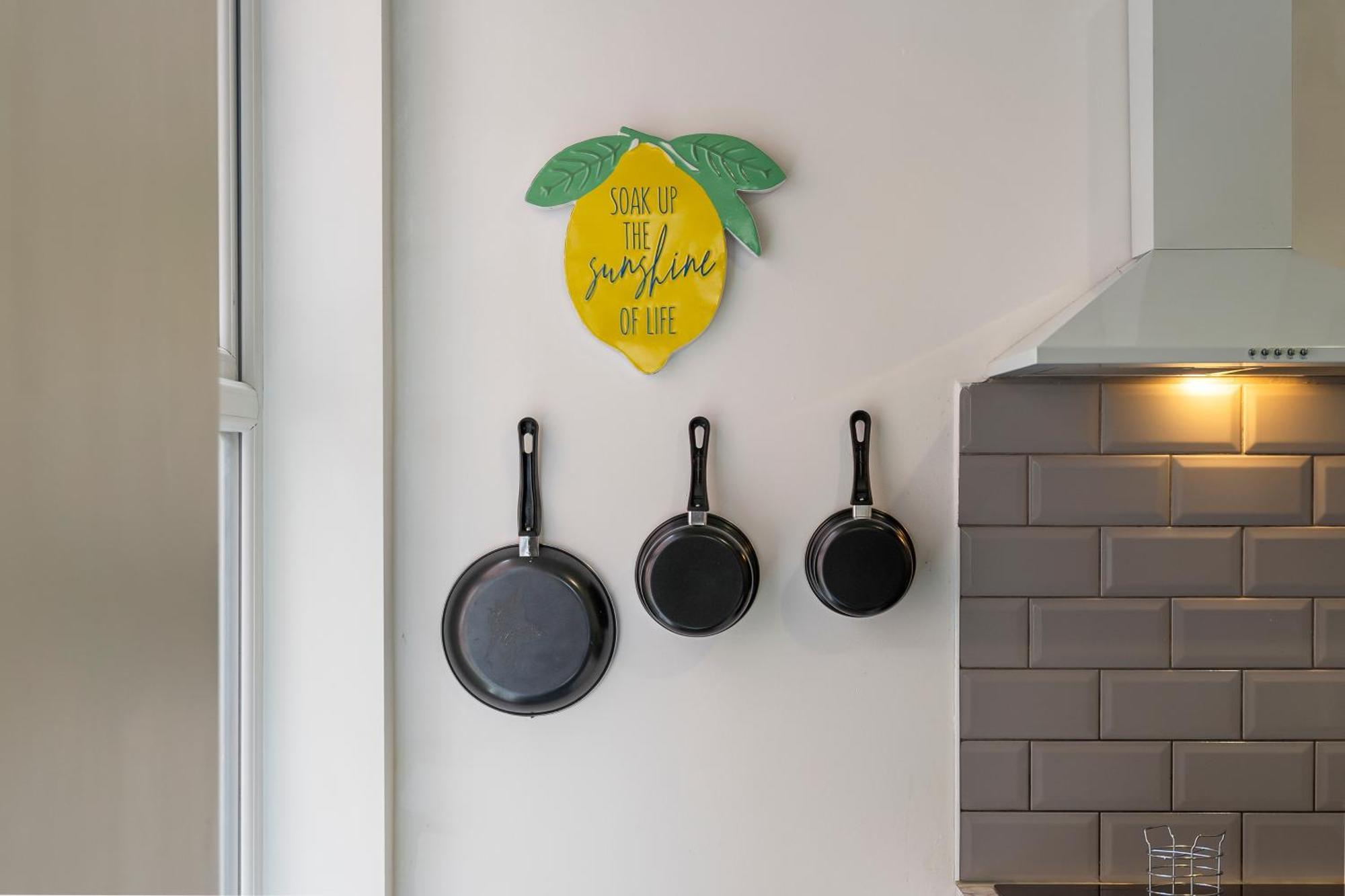 Free Parking-Contractors-Families-Comfortable Apartment Birmingham
