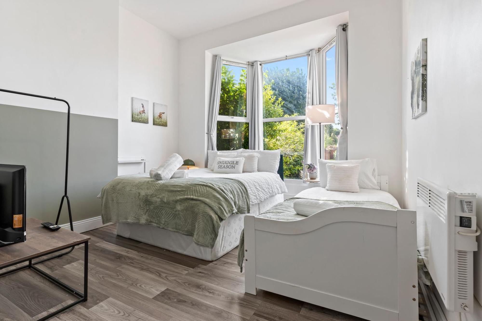 Free Parking-Contractors-Families-Comfortable *
