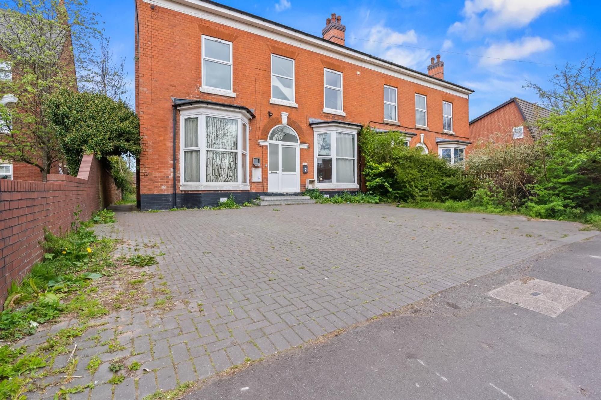 Free Parking-Contractors-Families-Comfortable Apartment Birmingham